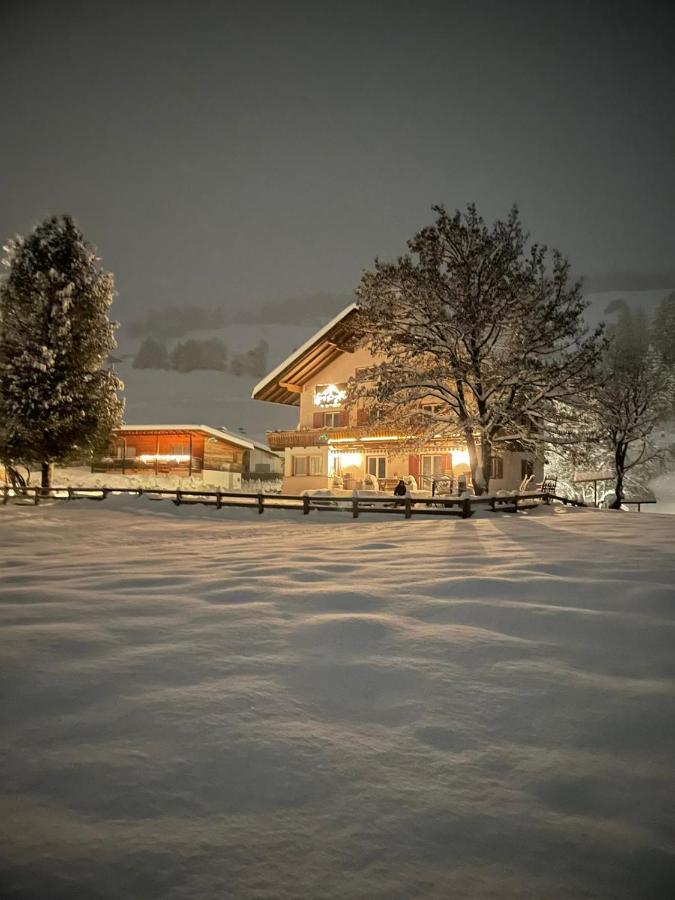 Hotel Garni Bergblick Braies  Zewnętrze zdjęcie