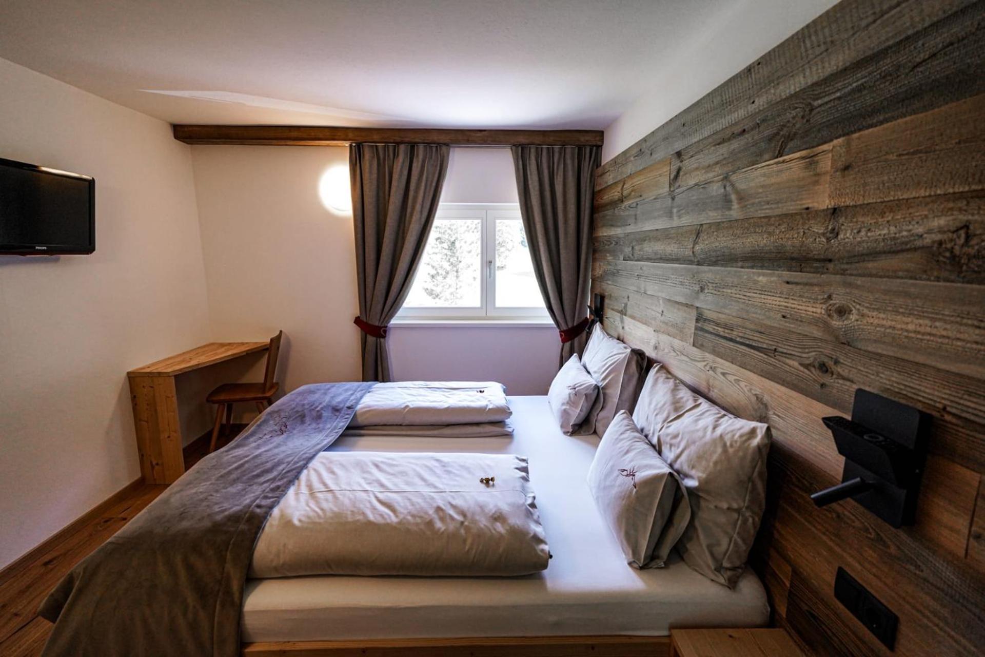 Hotel Garni Bergblick Braies  Zewnętrze zdjęcie
